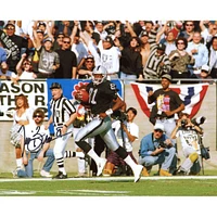 Photographie autographiée de 8'' x 10'' de Tim Brown, coureur des Las Vegas Raiders, derrière