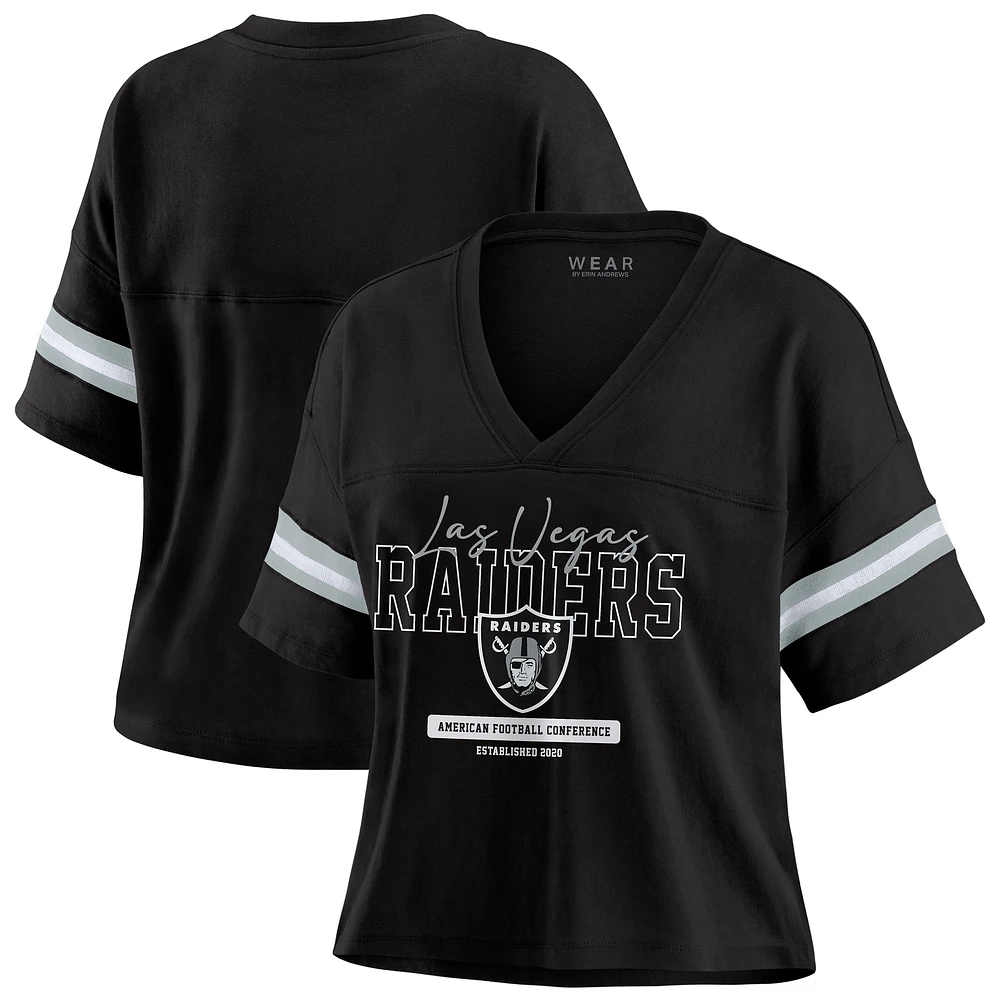 T-shirt court à col en V et blocs de couleurs noir WEAR by Erin Andrews pour femme, coupe carrée modeste, motif Las Vegas Raiders