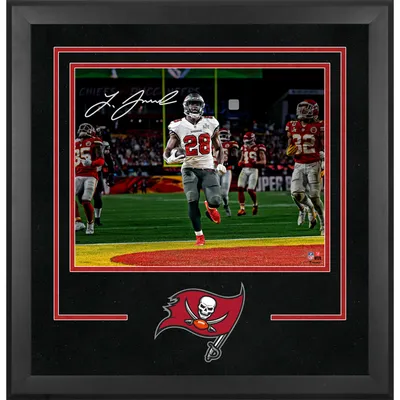 Tom Brady Tampa Bay Buccaneers Fanatics Authentic Deluxe Framed Autographed  16 x 20 Super Bowl LV Champions Super Bowl LV Action Photograph