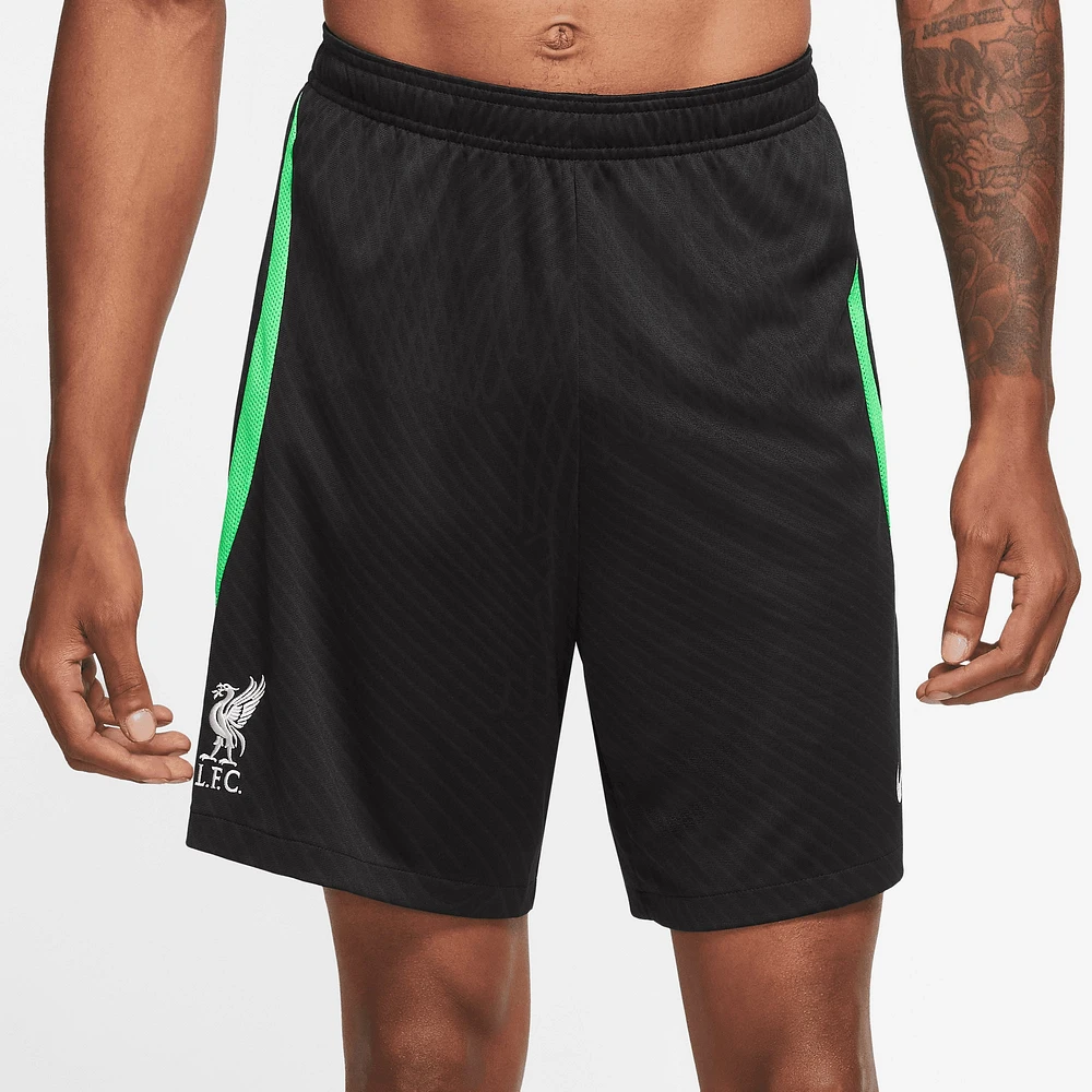 Short Performance Nike Liverpool 2023/24 Strike pour Homme - Noir