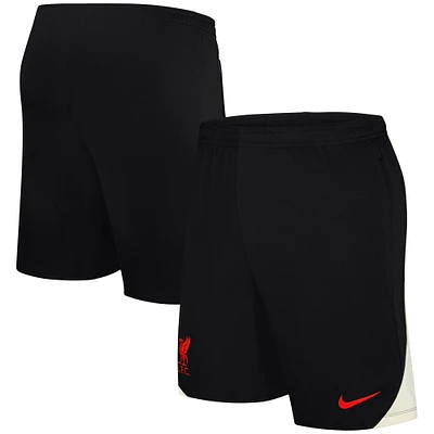 Men's Nike Black Liverpool 2024/25 Strike Performance Shorts