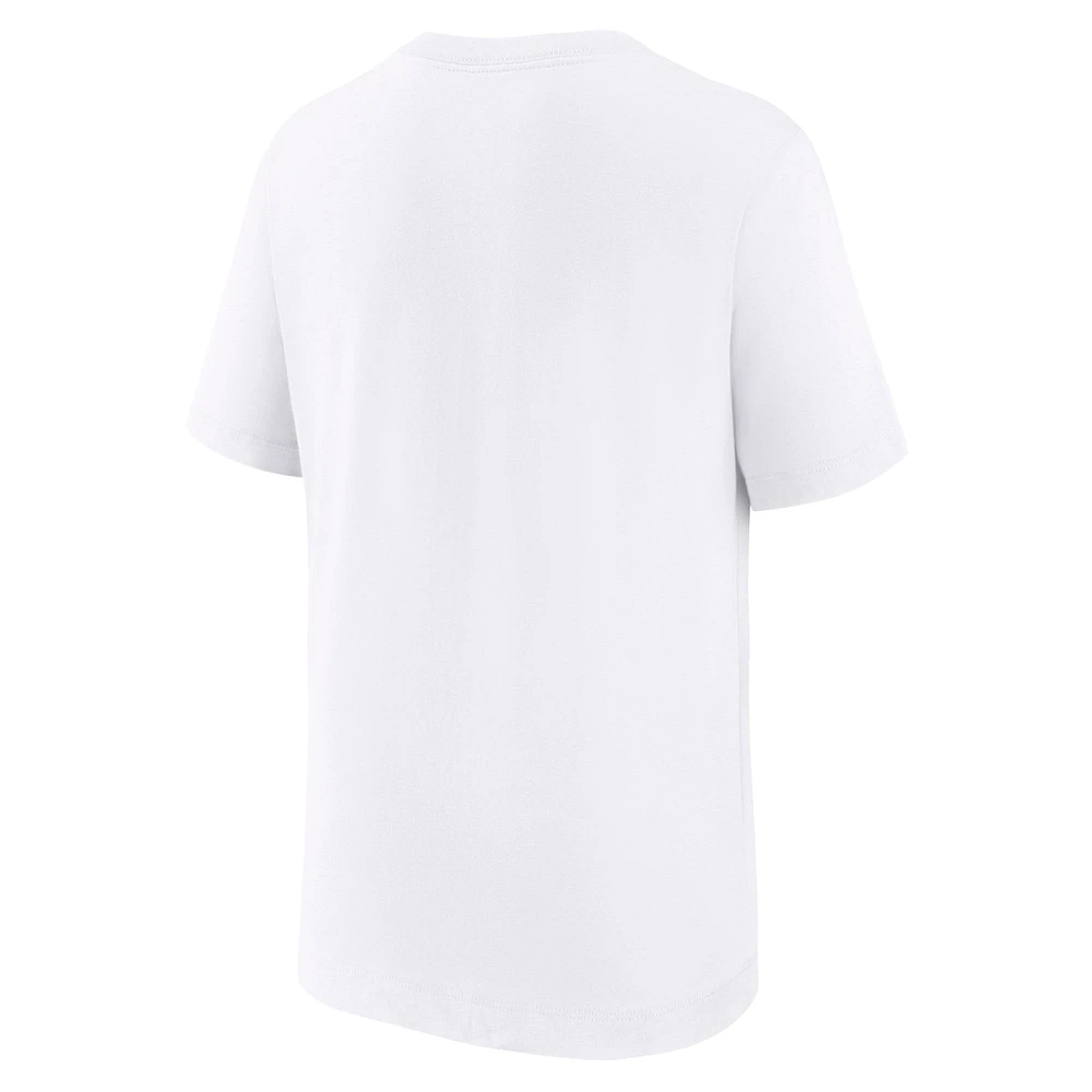 Youth Nike White Liverpool Crest T-Shirt