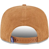 Casquette ajustable de golfeur en velours côtelé Victory Grove Tan Logo Gear de New Era pour homme