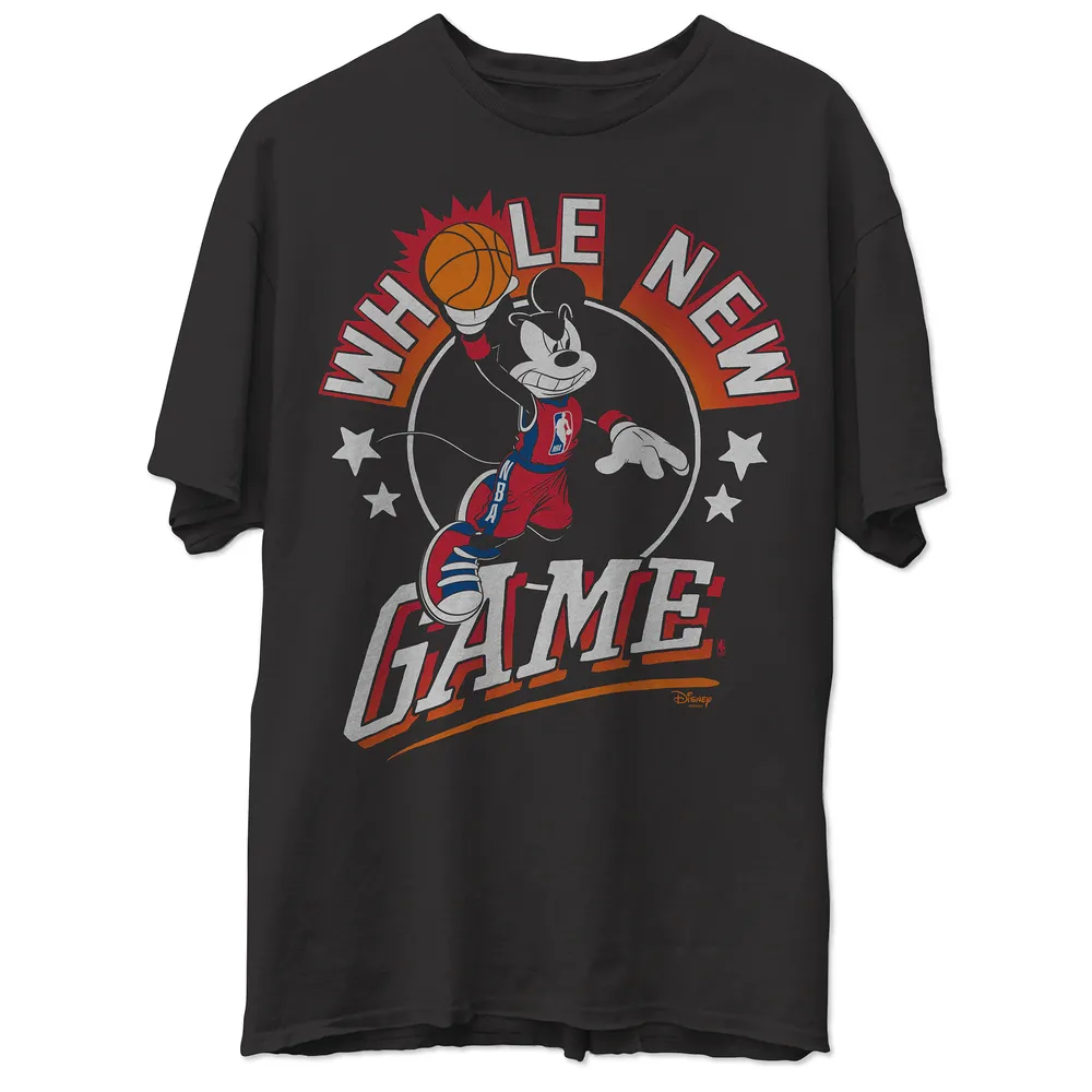 Tampa Bay Buccaneers Mickey at Quarterback Disney Vintage Football T-Shirt