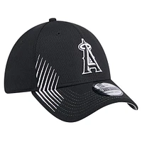 Men's New Era Black Los Angeles Angels Active Dash Mark 39THIRTY Flex Hat