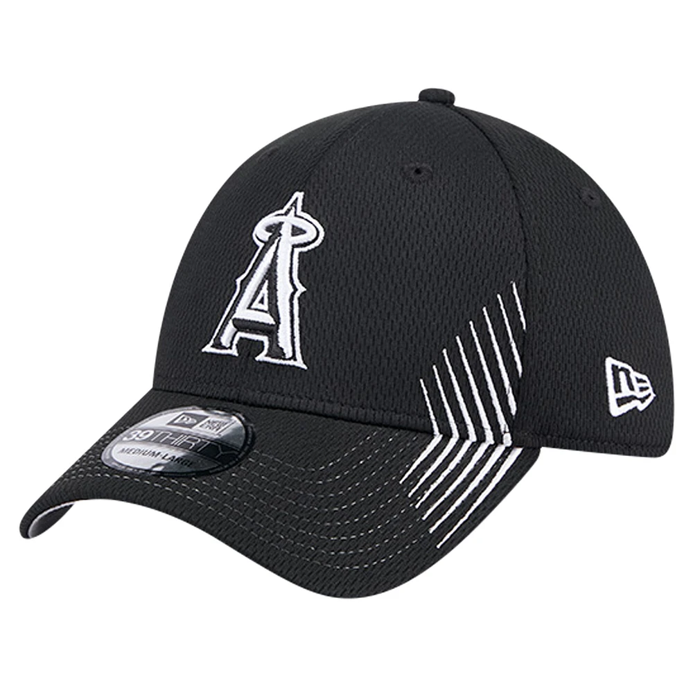 Men's New Era Black Los Angeles Angels Active Dash Mark 39THIRTY Flex Hat