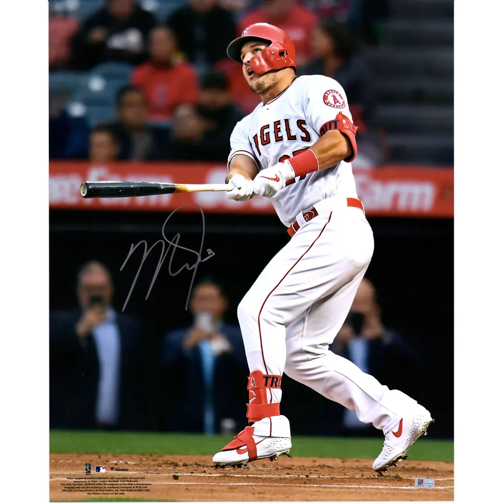 Mike Trout Los Angeles Angels Fanatics Authentic Autographed Red