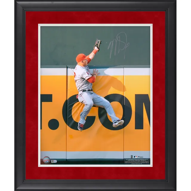 Mike Trout Los Angeles Angels UNSIGNED 8x10 PHOTO (F)