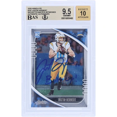 Carte de recrue autographiée 2020 Panini Absolute #167 Beckett Fanatics Witnessed 9.5/10 Rookie avec inscription « Bolt Up ! » de Justin Herbert Los Angeles Chargers