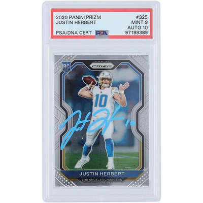 Carte de recrue authentifiée 9/10 Panini Prizm Light Blue Ink #325 PSA autographiée par Justin Herbert des Los Angeles Chargers 2020