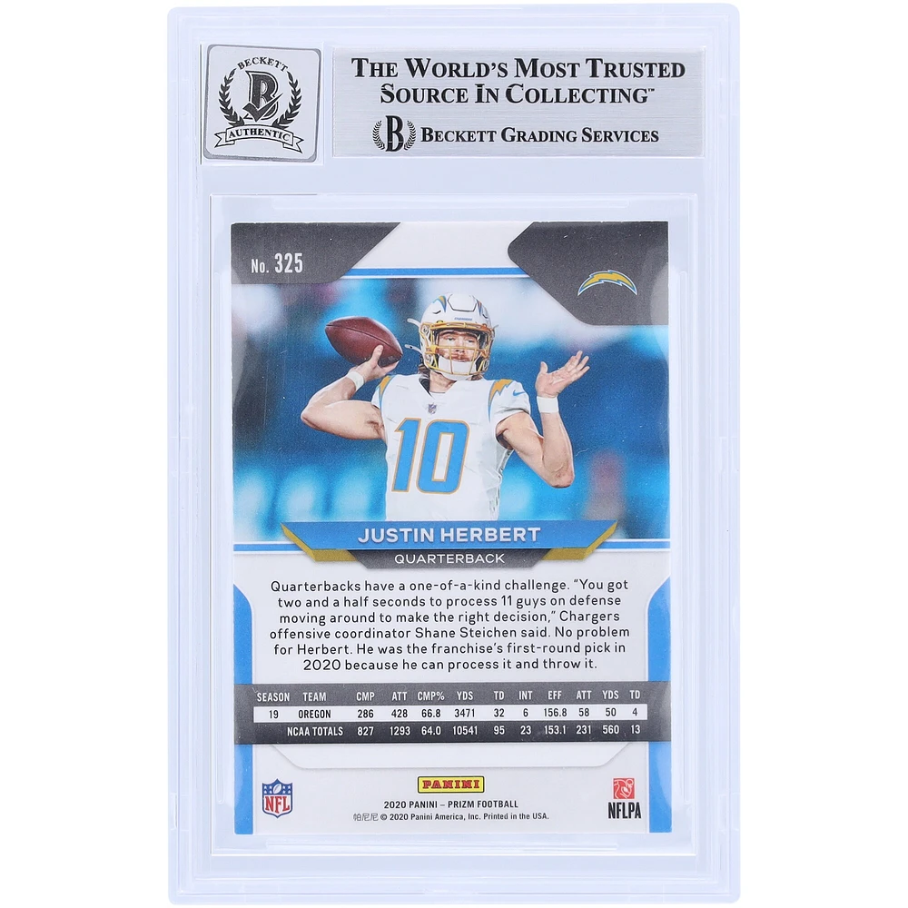 Justin Herbert Los Angeles Chargers Carte Panini Prizm #325 2020 autographiée Beckett Fanatics a été témoin d'une carte Rookie 10 authentifiée