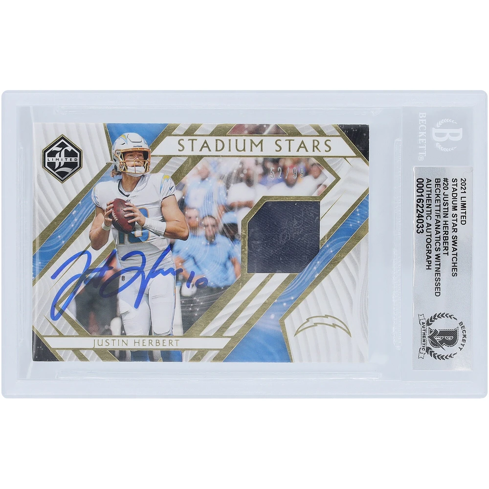 Carte Panini Limited Relic #SS-JH #/99 Beckett Fanatics Witnessed Authenticated 10 de Justin Herbert Los Angeles Chargers autographiée 2021