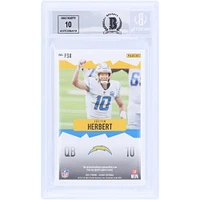 Carte authentifiée 9/10 signée Justin Herbert Los Angeles Chargers Panini Score First Score Relic #FS8 Beckett Fanatics Witnessed 2021
