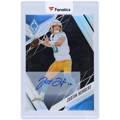 Carte Prizm #49 #1/3 Panini Phoenix Black 2022 autographiée par Justin Herbert des Los Angeles Chargers