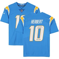 Maillot Nike bleu poudre dédicacé par Justin Herbert des Los Angeles Chargers avec l'inscription « 2020 OROY »