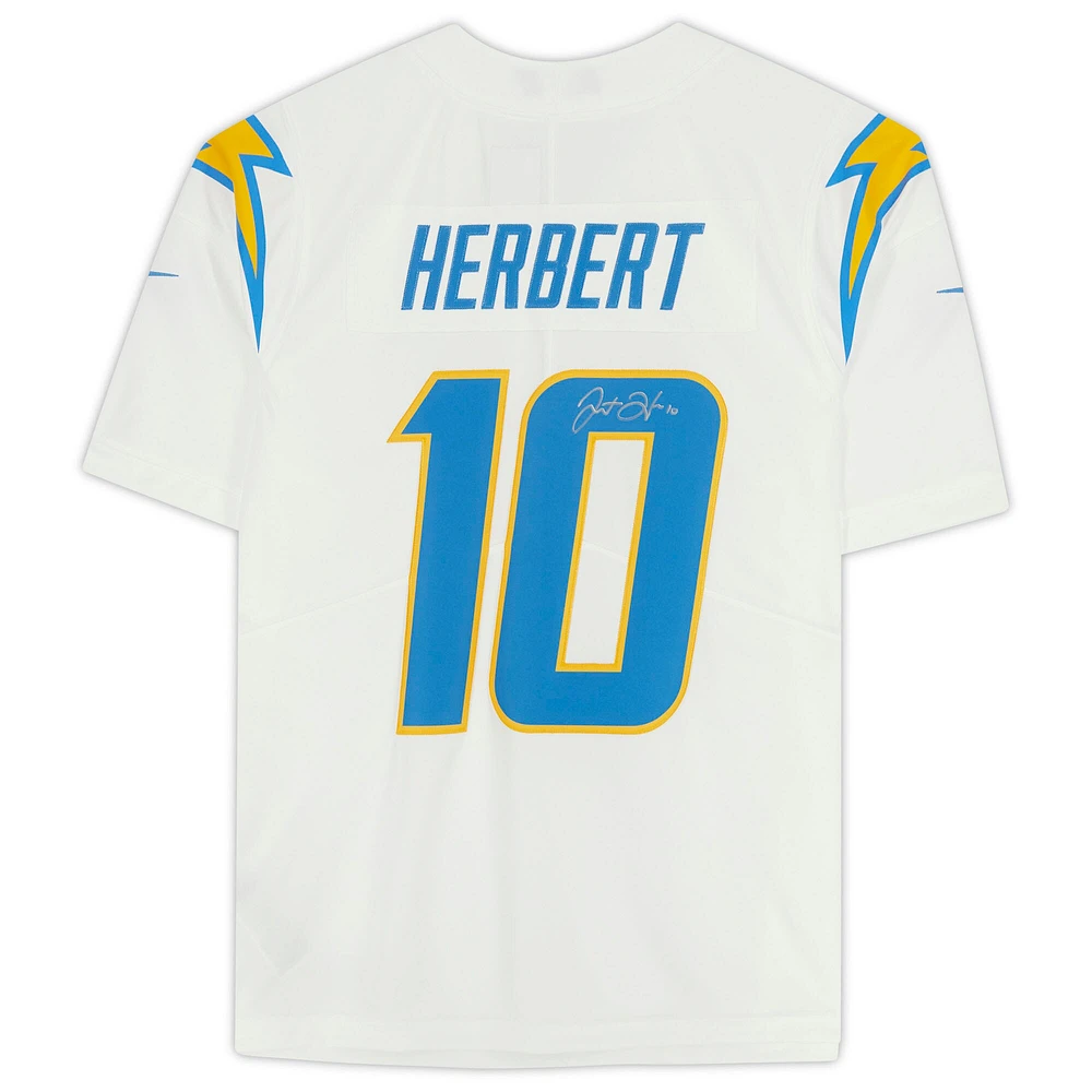 Maillot Nike blanc dédicacé par Justin Herbert des Los Angeles Chargers