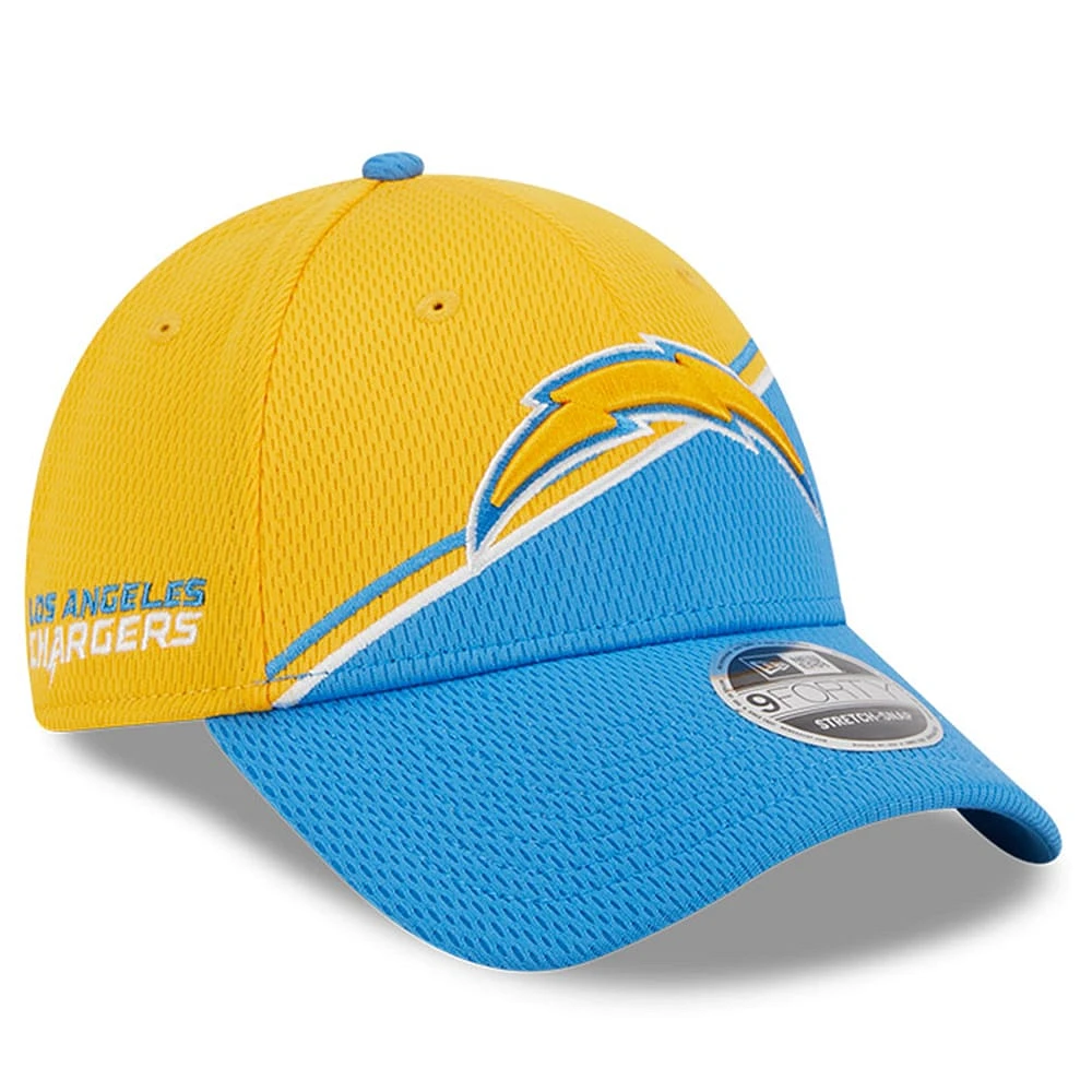 Casquette réglable New Era Los Angeles Chargers 2023 Sideline 9FORTY pour homme, or/bleu