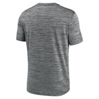 Men's Nike Anthracite Los Angeles Chargers Sideline Velocity Athletic Performance - T-Shirt