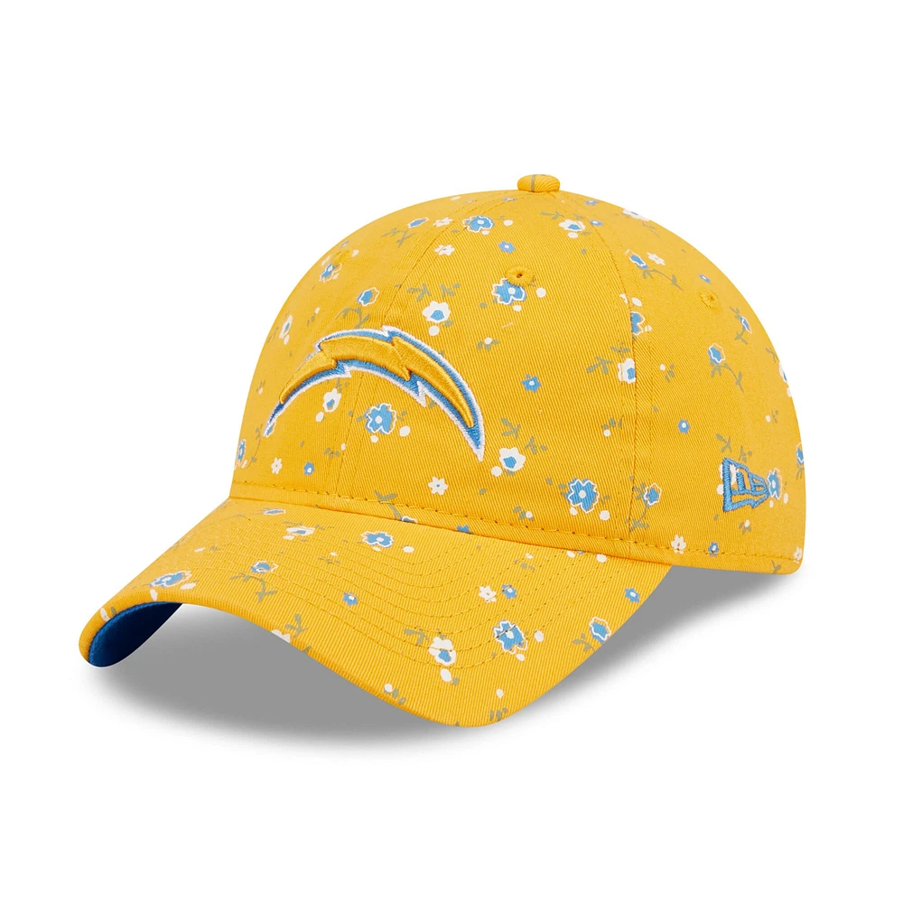 Los Angeles Chargers Logo Floral 9TWENTY New Era pour femme - Casquette ajustable