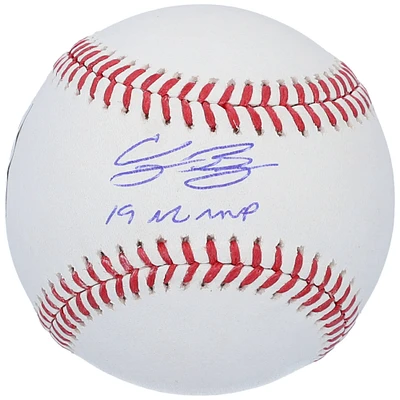 Cody Bellinger des Dodgers de Los Angeles a autographié une balle de baseball NL MVP 2019 avec l'inscription « 19 NL MVP »