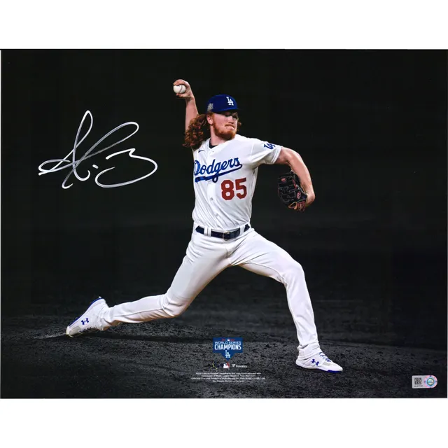 Mookie Betts Signed Dodgers Jersey with 2020 MLB World Series Logo Patch  (Fanatics Hologram)