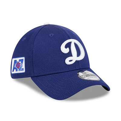 Casquette d'entraînement de printemps 2025 39THIRTY Flex bleu foncé pour homme des Los Angeles Dodgers New Era