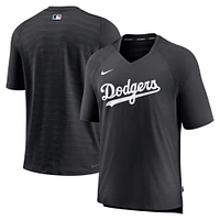 T-shirt à col en V Nike noir pour homme de la collection authentique Los Angeles Dodgers Pregame Raglan Performance