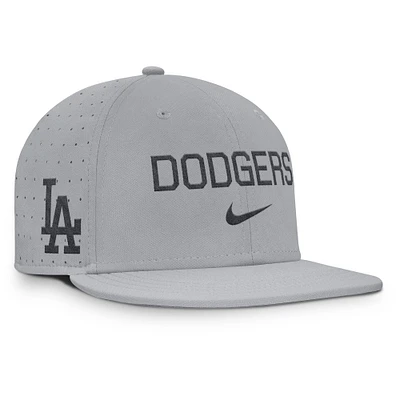 Men's Nike Gray Los Angeles Dodgers True Performance Fitted Hat