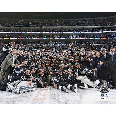 Los Angeles Kings Unsigned Stanley Cup Champions Team Celebration Photograph
