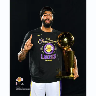 Kyle Kuzma Los Angeles Lakers Fanatics Authentic Unsigned 2020 NBA Finals  Champions Holding Finals Trophy Photograph