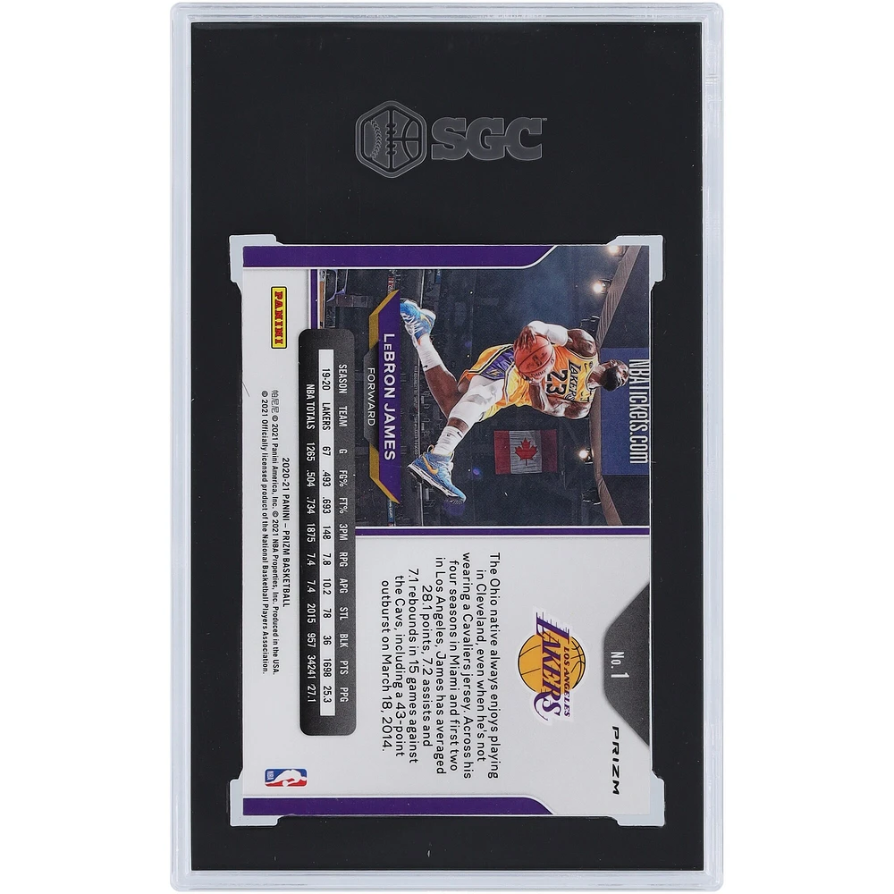 Carte Panini Prizm Silver Prizm #1 SGC 8.5 authentifiée des Los Angeles Lakers de LeBron James 2020-21