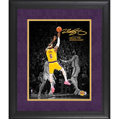 Photographie encadrée de LeBron James des Los Angeles Lakers, 11" x 14", record de points de la NBA de tous les temps