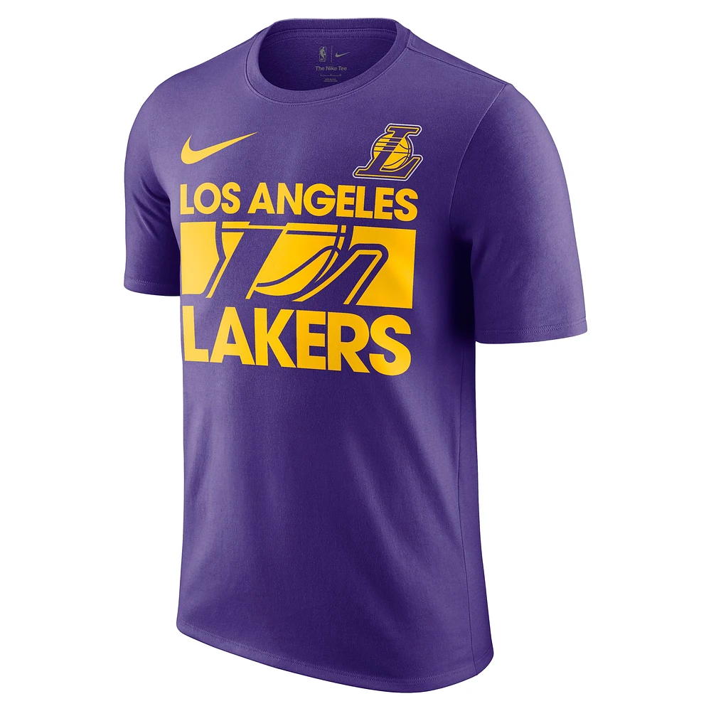 T-shirt Nike violet Los Angeles Lakers Courtside This Is Our Year pour homme