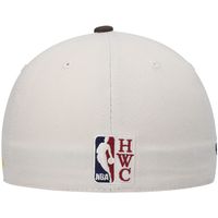 Men's Mitchell & Ness Cream Los Angeles Lakers Hardwood Classics 2010 NBA Finals Patch Off White Camo Fitted Hat