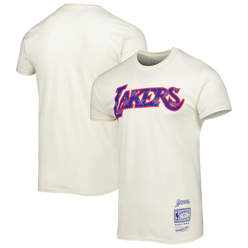 Men's Mitchell & Ness Black Los Angeles Lakers Hardwood Classics 17-Time  World Champions T-Shirt