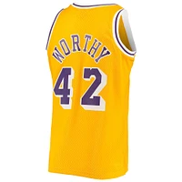 Maillot Swingman Mitchell & Ness James Worthy Gold Los Angeles Lakers 1984/85 Hardwood Classics pour hommes