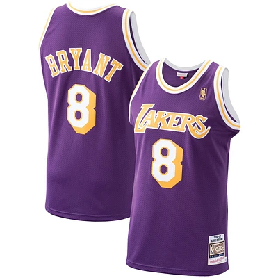 Hommes Mitchell & Ness Kobe Bryant pourpre Los Angeles Lakers 1996-97 Hardwood Classics - Maillot authentique