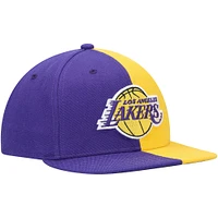 Casquette pour homme Mitchell & Ness violet/doré Los Angeles Lakers Team moitié-moitié Snapback