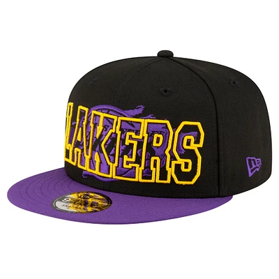 Casquette à visière Snapback bicolore 9FIFTY Sport Night Splatter Los Angeles Lakers de New Era pour homme, noire/violette