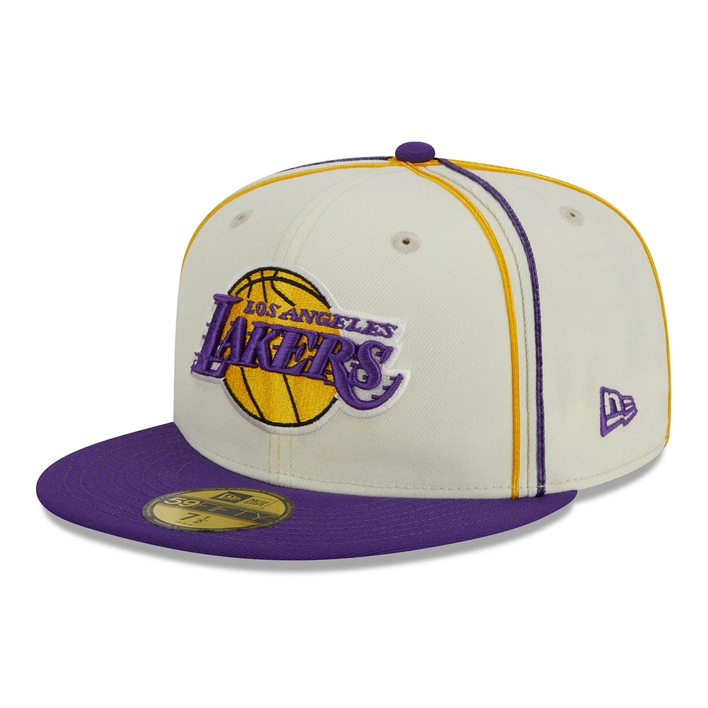 Casquette ajustée 59FIFTY bicolore à passepoil des Los Angeles Lakers New Era crème/violet pour hommes