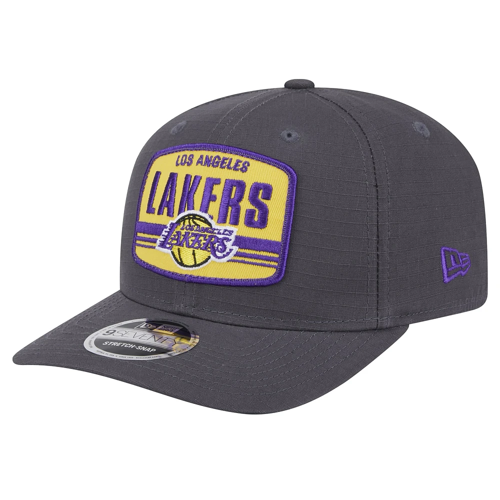 Casquette réglable New Era Graphite Los Angeles Lakers Team Elevated Patch 9SEVENTY pour hommes