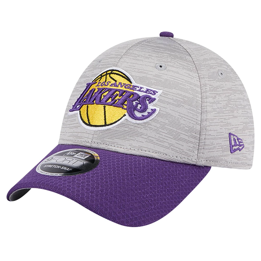 Men's New Era Heather Gray/Purple Los Angeles Lakers Active Digi-Tech Two-Tone 9FORTY Adjustable Hat