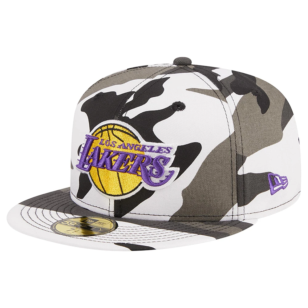 Casquette ajustée 59FIFTY camouflage New Era Los Angeles Lakers Snow Camo pour hommes