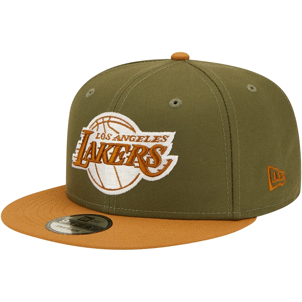 Casquette Snapback bicolore 9FIFTY New Era pour hommes des Los Angeles Lakers New Olive et Light Bronze