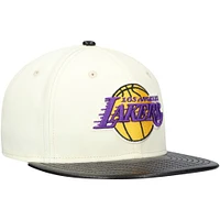 Men's New Era White/Black Los Angeles Lakers Faux Leather Visor Two-Tone 59FIFTY Fitted Hat