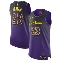 Maillot de joueur authentique Nike LeBron James violet Los Angeles Lakers 2024/25 pour homme - Édition City