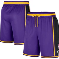 Short de performance d'avant-match des Lakers Los Angeles Nike pour homme - Violet