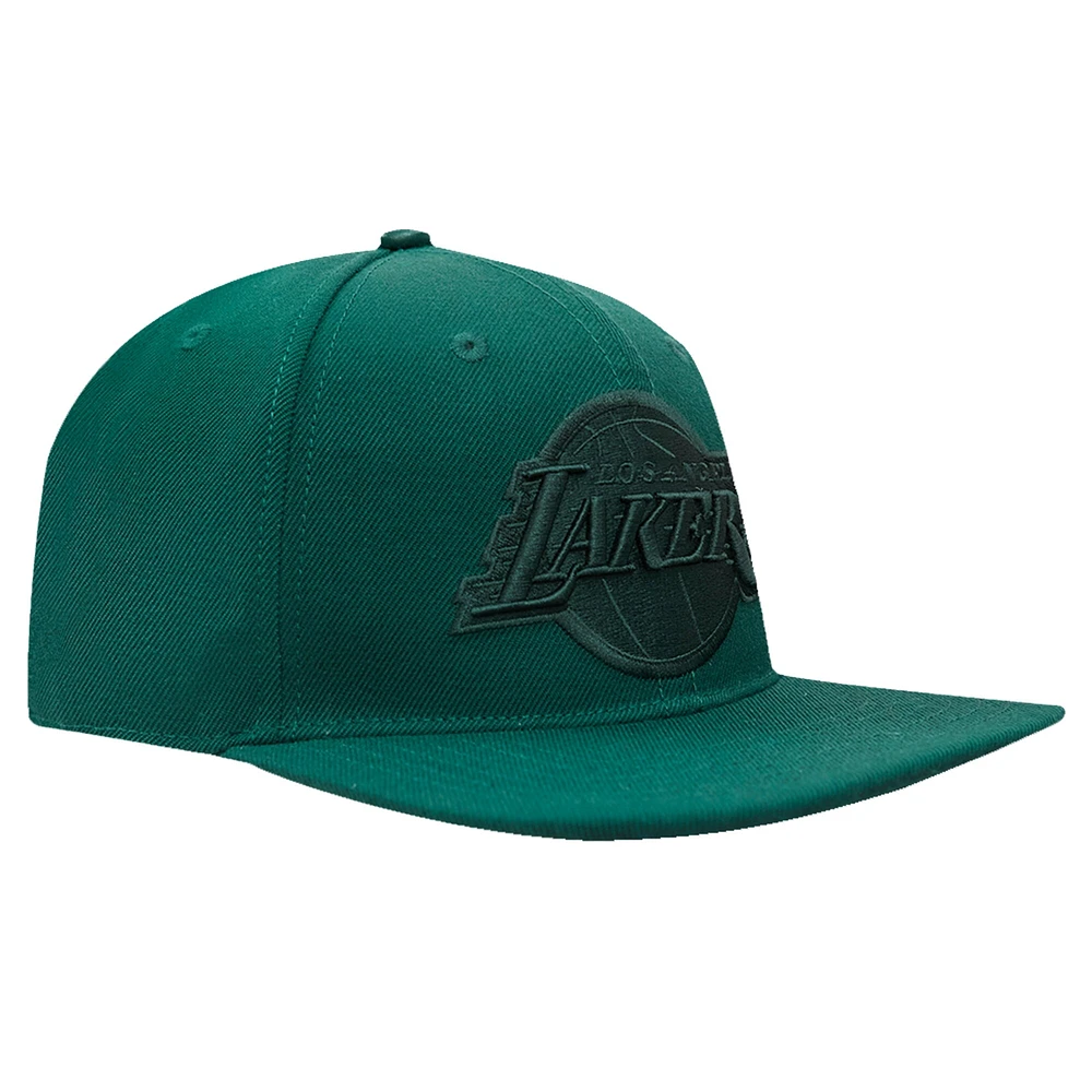 Casquette Snapback avec logo ton sur ton des Los Angeles Lakers Pro Standard vert forêt pour hommes