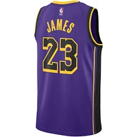 Maillot unisexe Jordan Brand LeBron James violet Los Angeles Lakers Swingman - Statement Edition