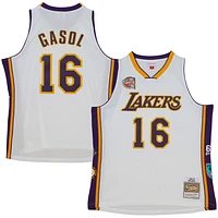 Unisexe Mitchell & Ness Pau Gasol Blanc Los Angeles Lakers Hall of Fame Classe de 2023 Throwback Swingman Jersey